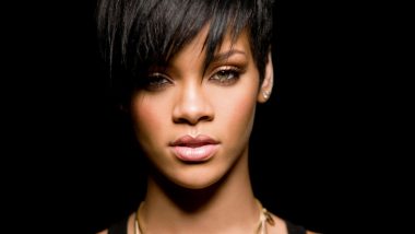 Dainininkė Rihanna gali tapti naująja Bondo mergina (3)