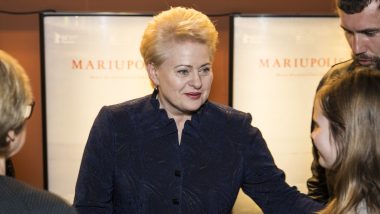 M. Kvedaravičiaus filmo „Mariupolis“ nacionalinėje premjeroje apsilankė ir LR Prezidentė (2)